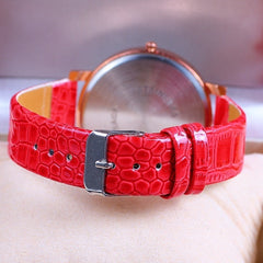Retro Women Fashion Crystal Leather Wristwatch Sand Type Unique Design